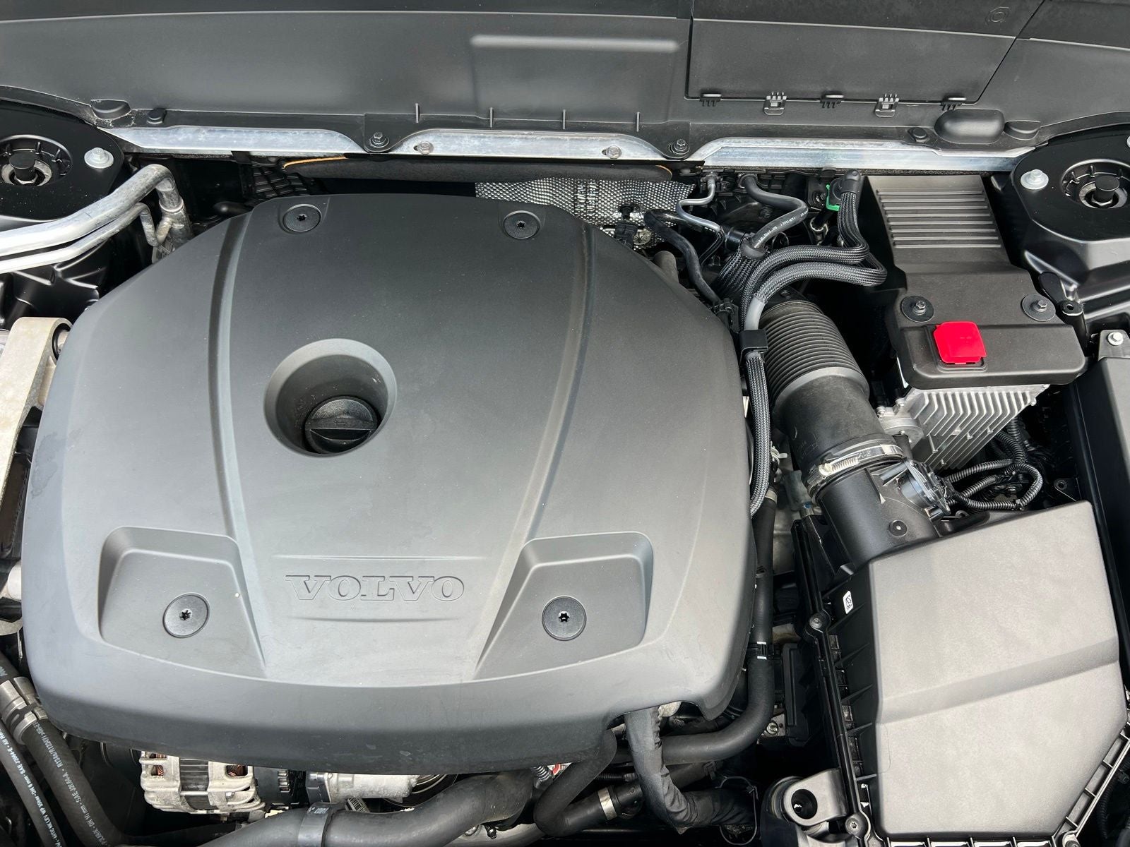 2020 Volvo XC90 T5 Momentum