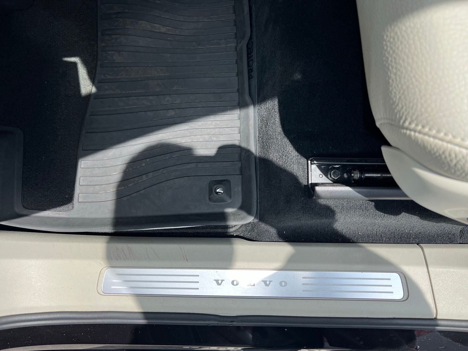 2020 Volvo XC90 T5 Momentum