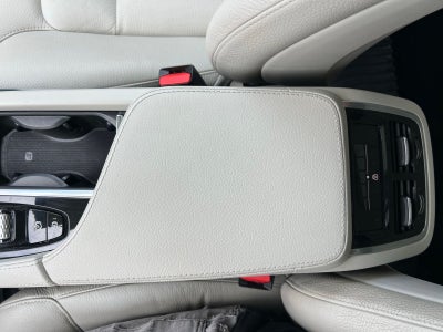 2020 Volvo XC90 T5 Momentum