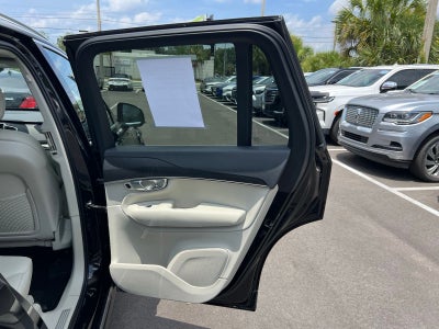2020 Volvo XC90 T5 Momentum
