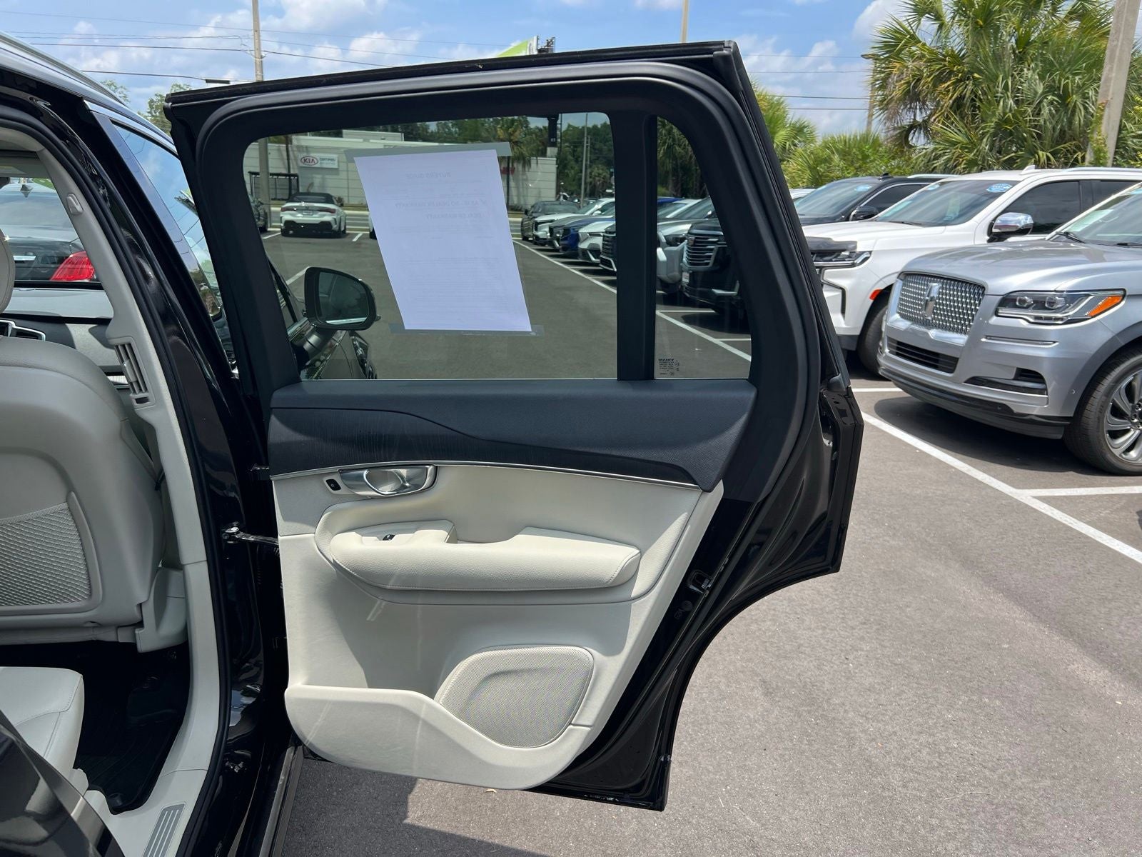 2020 Volvo XC90 T5 Momentum