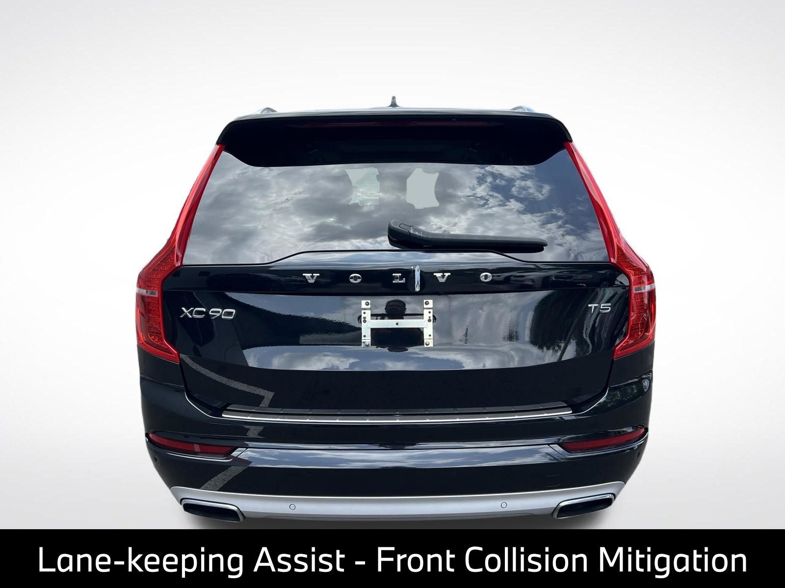 2020 Volvo XC90 T5 Momentum