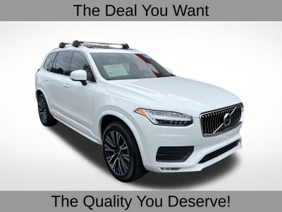 2022 Volvo XC90 T5 Momentum