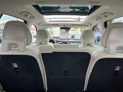 2022 Volvo XC90 T5 Momentum