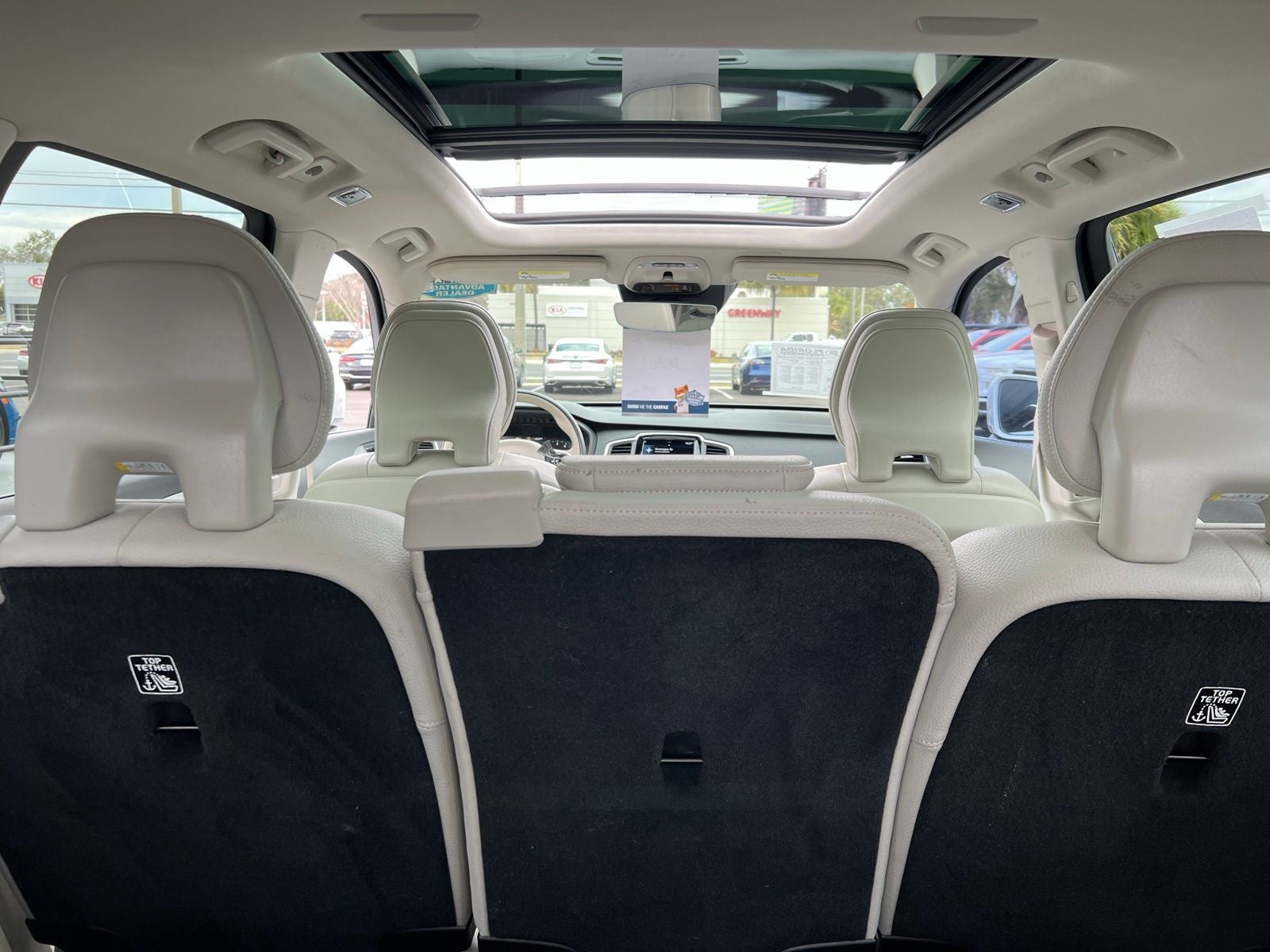 2022 Volvo XC90 T5 Momentum