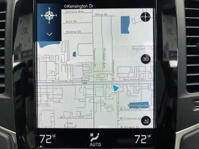 2022 Volvo XC90 T5 Momentum