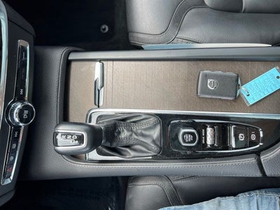 2020 Volvo V90 Cross Country T6 AWD