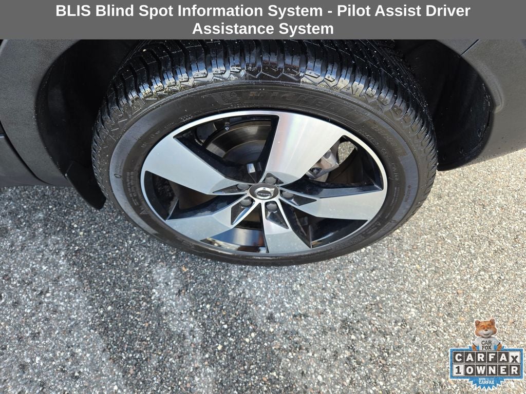 2019 Volvo XC40 Momentum