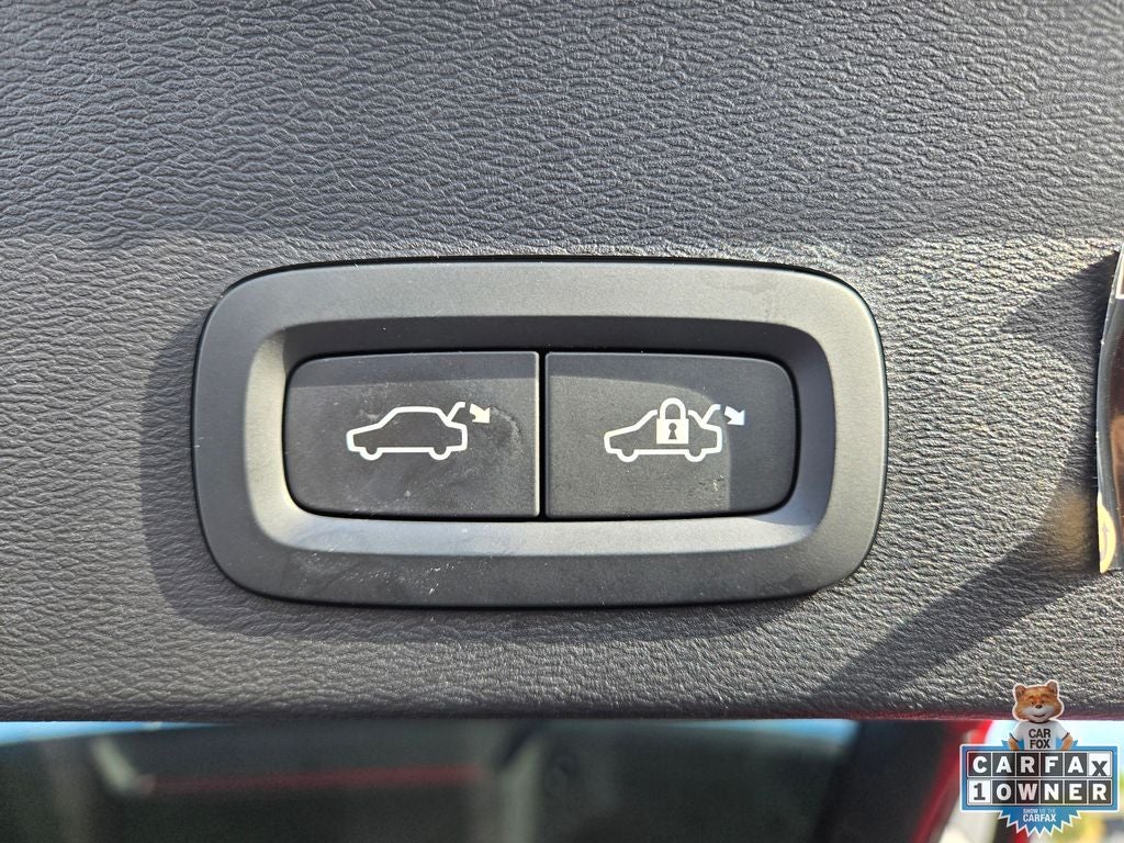 2019 Volvo XC40 Momentum