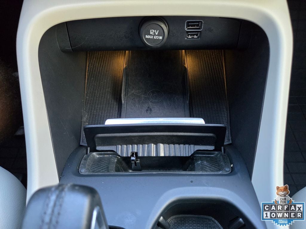 2019 Volvo XC40 Momentum