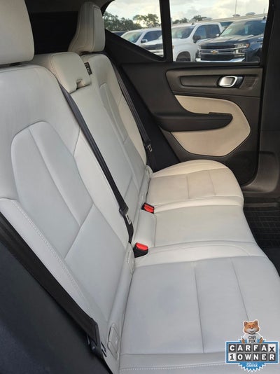 2019 Volvo XC40 Momentum