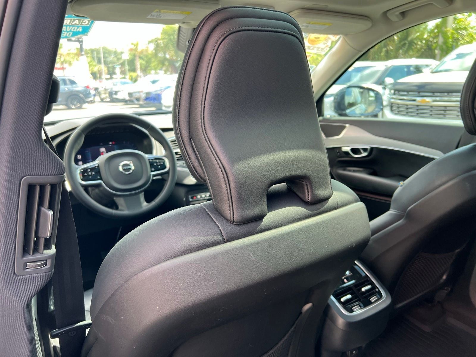 2023 Volvo XC90 B5 Core