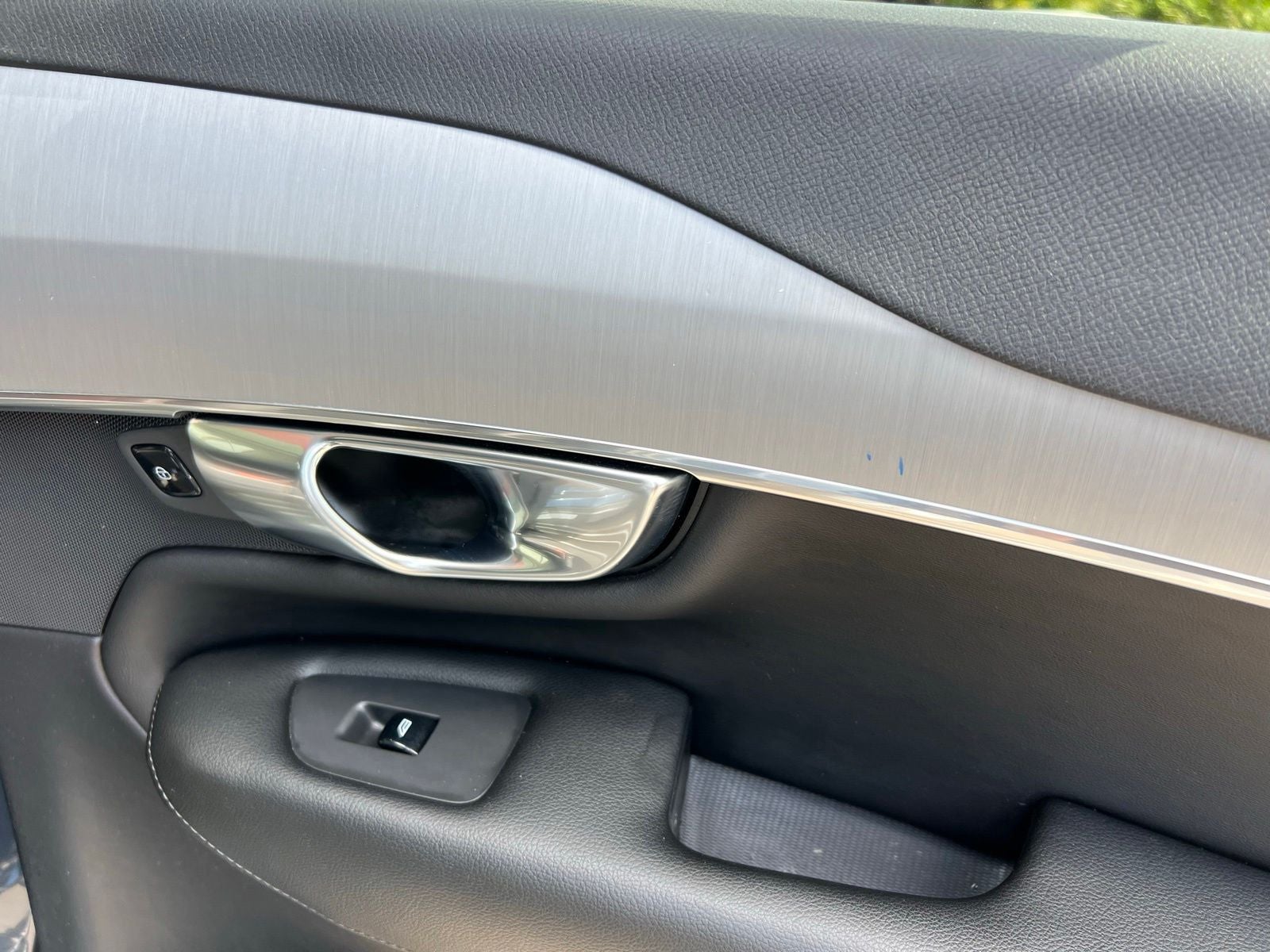 2023 Volvo XC90 B5 Core