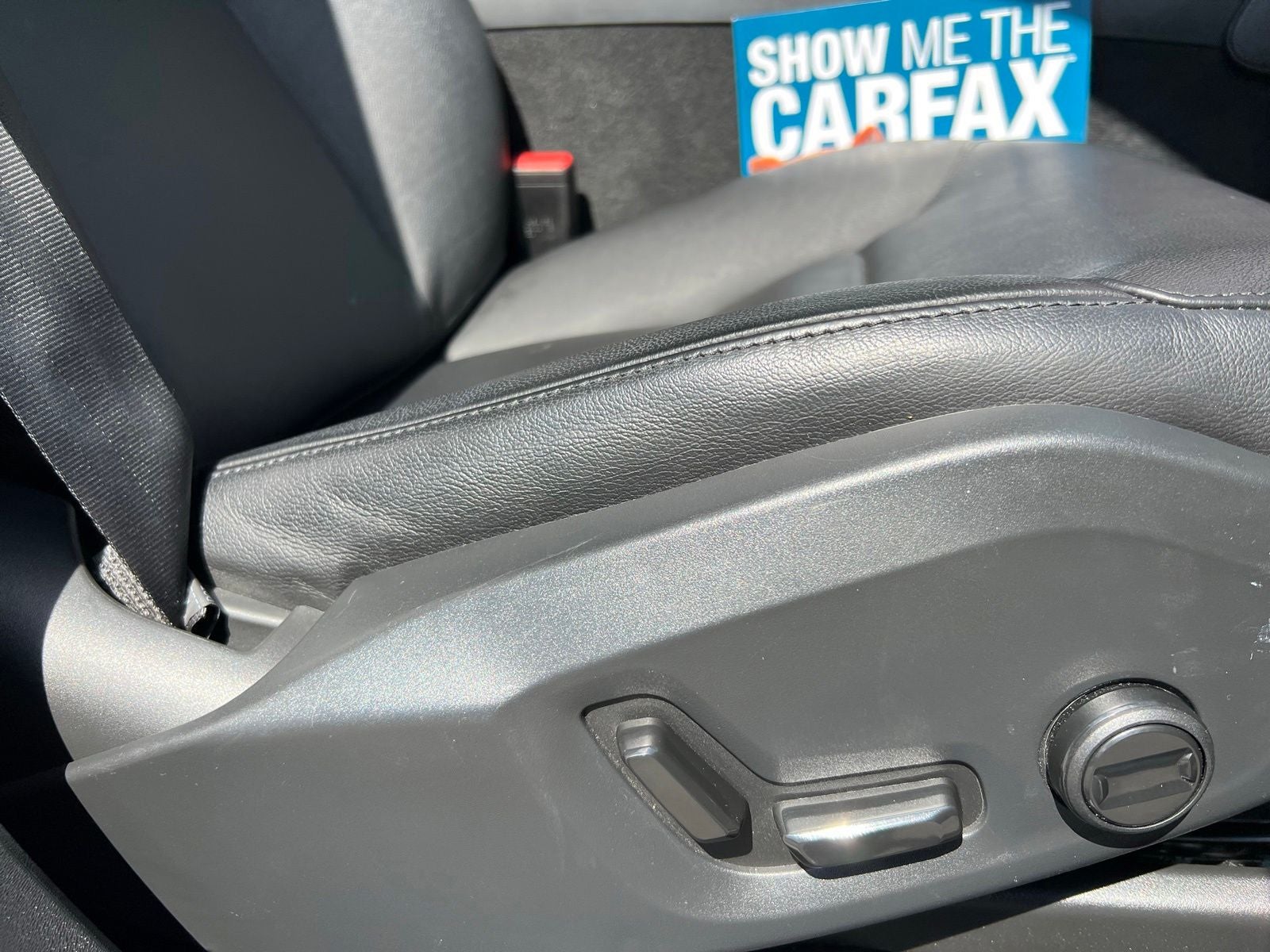 2023 Volvo XC90 B5 Core