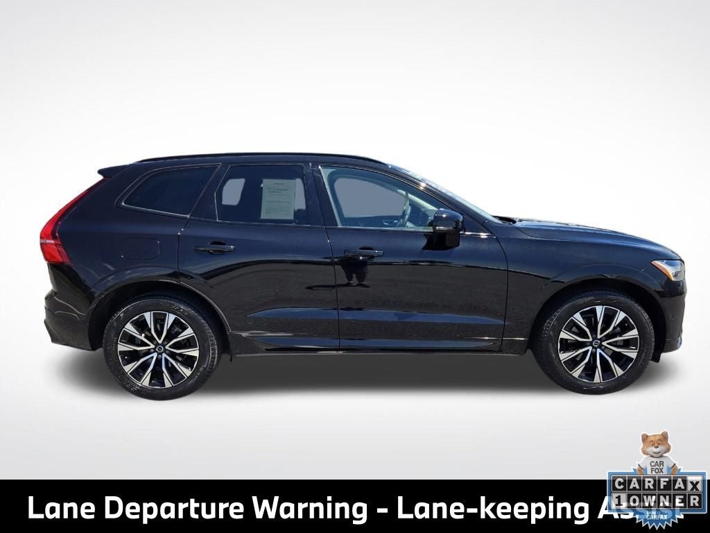 2024 Volvo XC60 B5 Plus Dark Theme