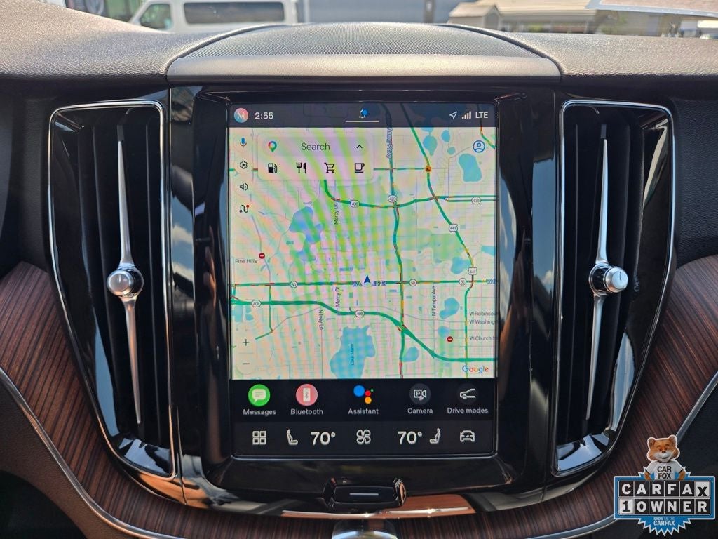 2024 Volvo XC60 B5 Plus Dark Theme