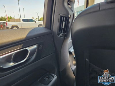 2024 Volvo XC60 B5 Plus Dark Theme