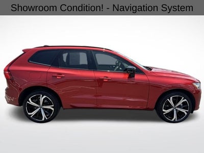 2024 Volvo XC60 B5 Ultimate Dark Theme