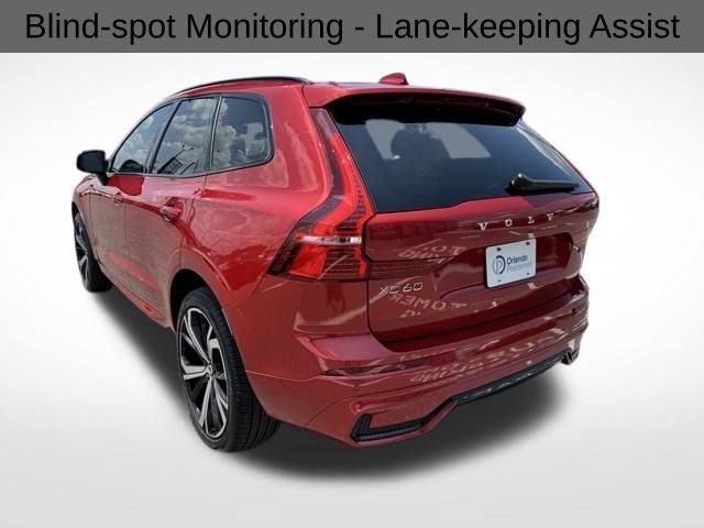 2024 Volvo XC60 B5 Ultimate Dark Theme