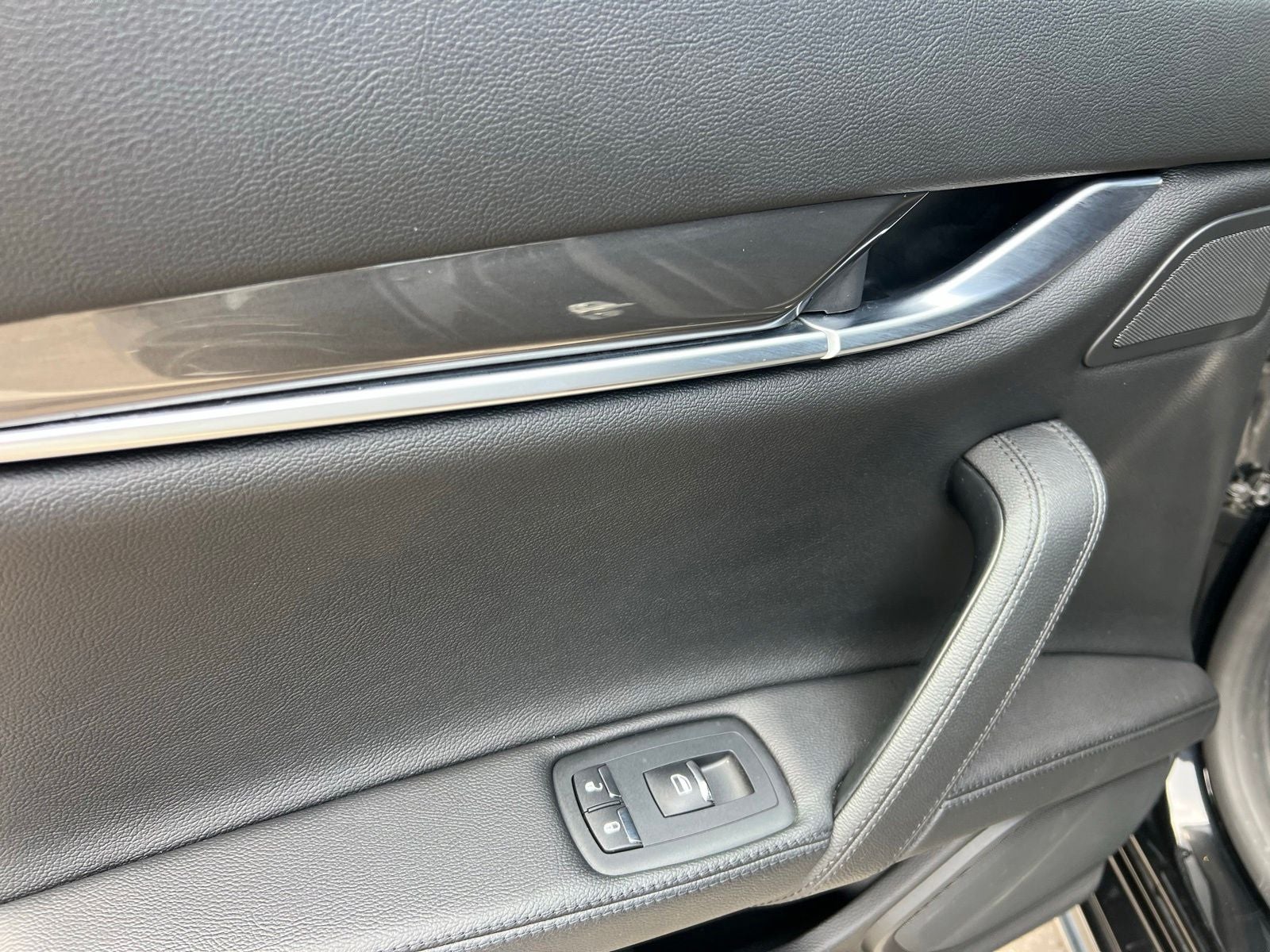 2019 Maserati Ghibli Base