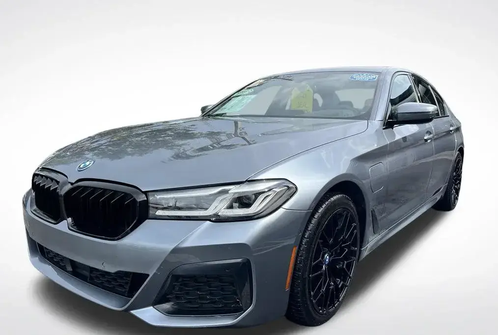 Second hand BMW 5 Series 530e plug-in hybrid sedan at Orlando Preowned on W. Colonial Drive in Orlando